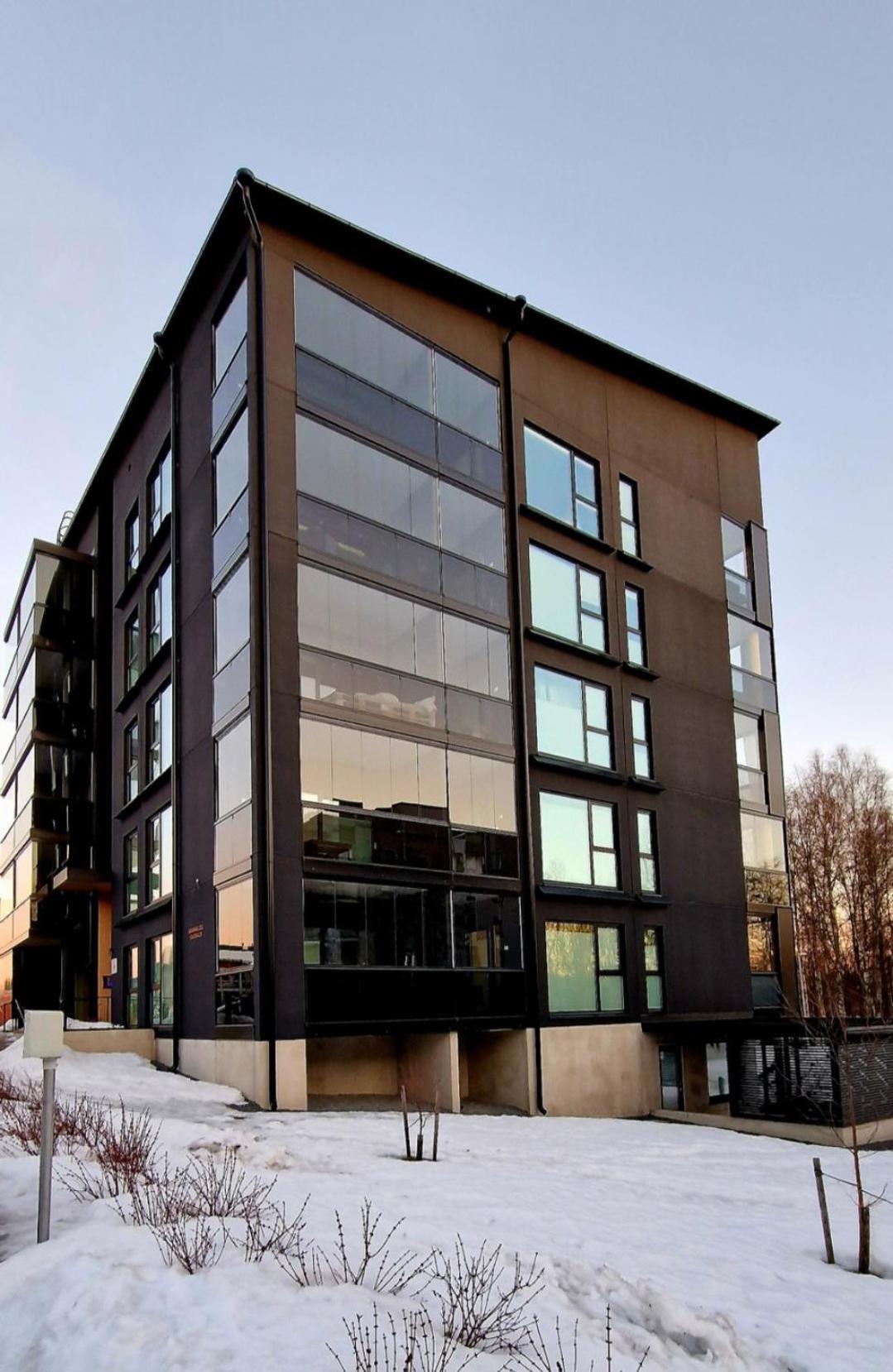 Modern Apartment Near Tampereen Messukeskus, With Own Private And Free Parking Exterior photo